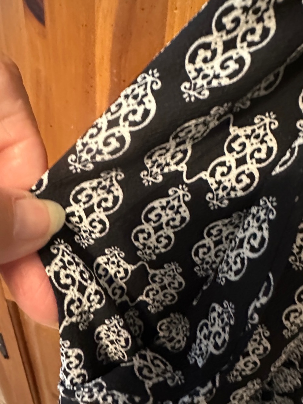 Ryan Mitchell Sleeveless Printed Jumpsuit with 2 side pockets - Picture 5 of 10